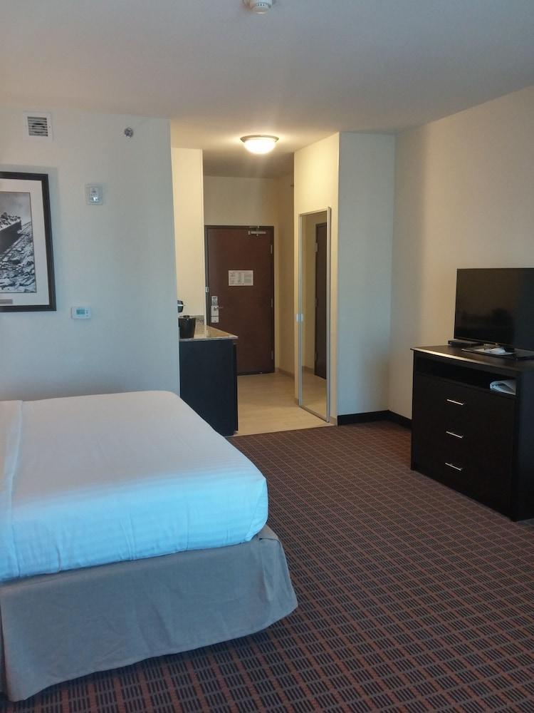 Holiday Inn Express & Suites Golden By Ihg Экстерьер фото