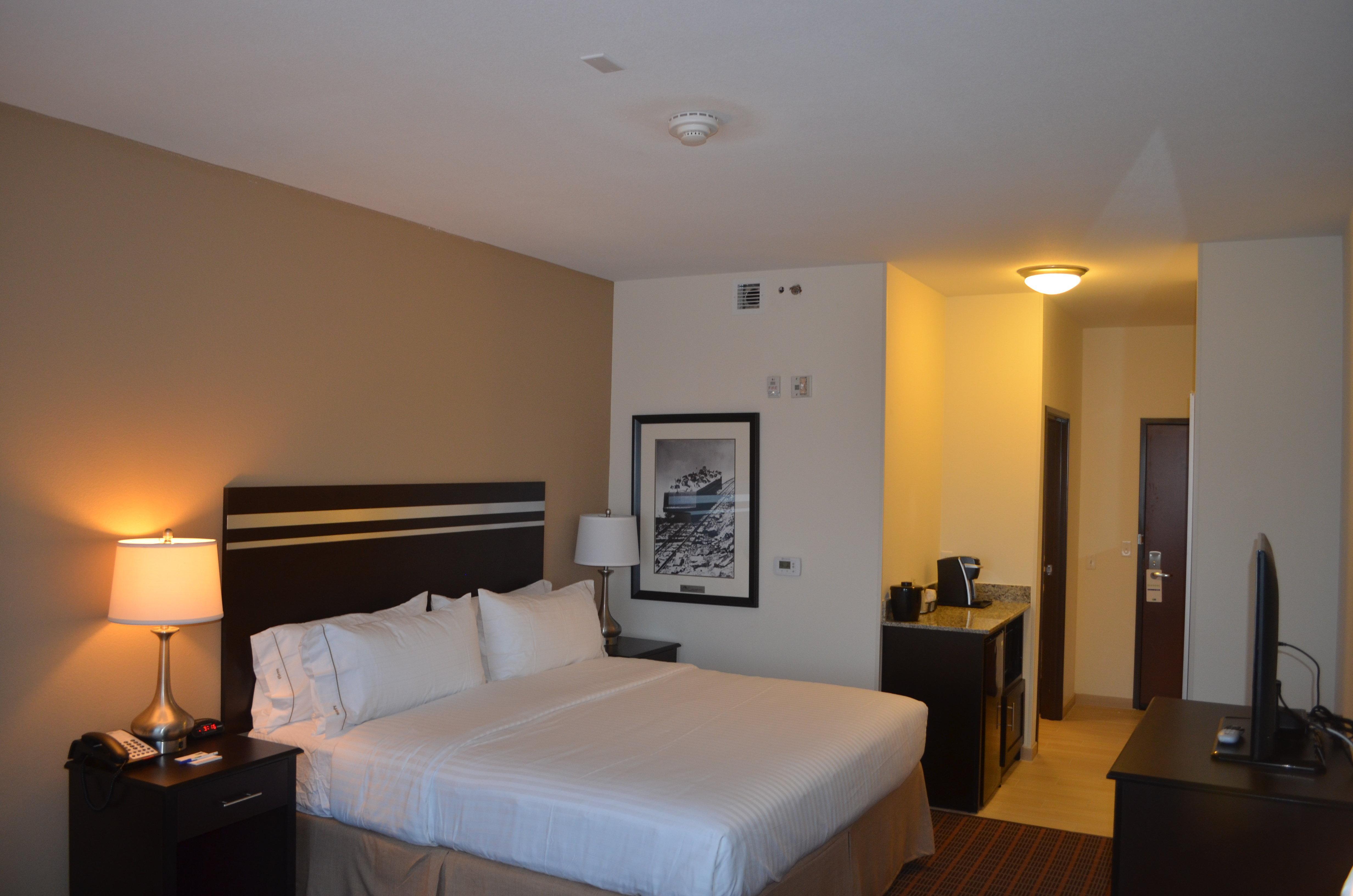 Holiday Inn Express & Suites Golden By Ihg Экстерьер фото